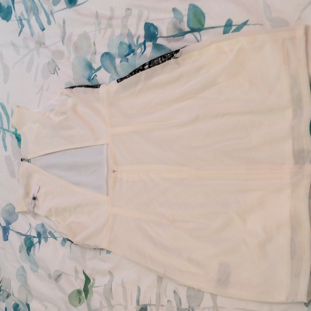 Mini dress - Picture 3 of 3